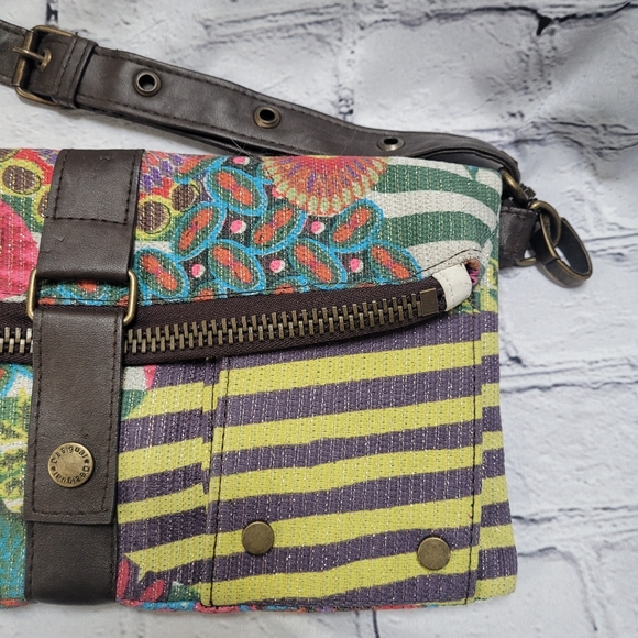 Designated purse in multi color pattern European - Picture 4 of 14